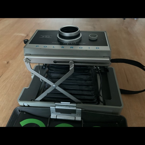 📸 1969 Vintage Polaroid 330 with “3 element glass - Picture 6 of 7